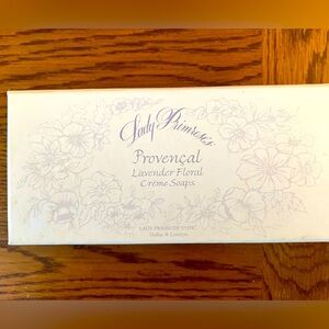 Lady Primrose’s Provençal Lavender Floral Crème Soaps